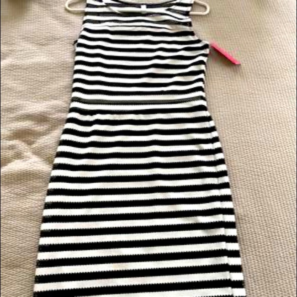 Black & White Stripe Dress, Size S,BRAND NEW